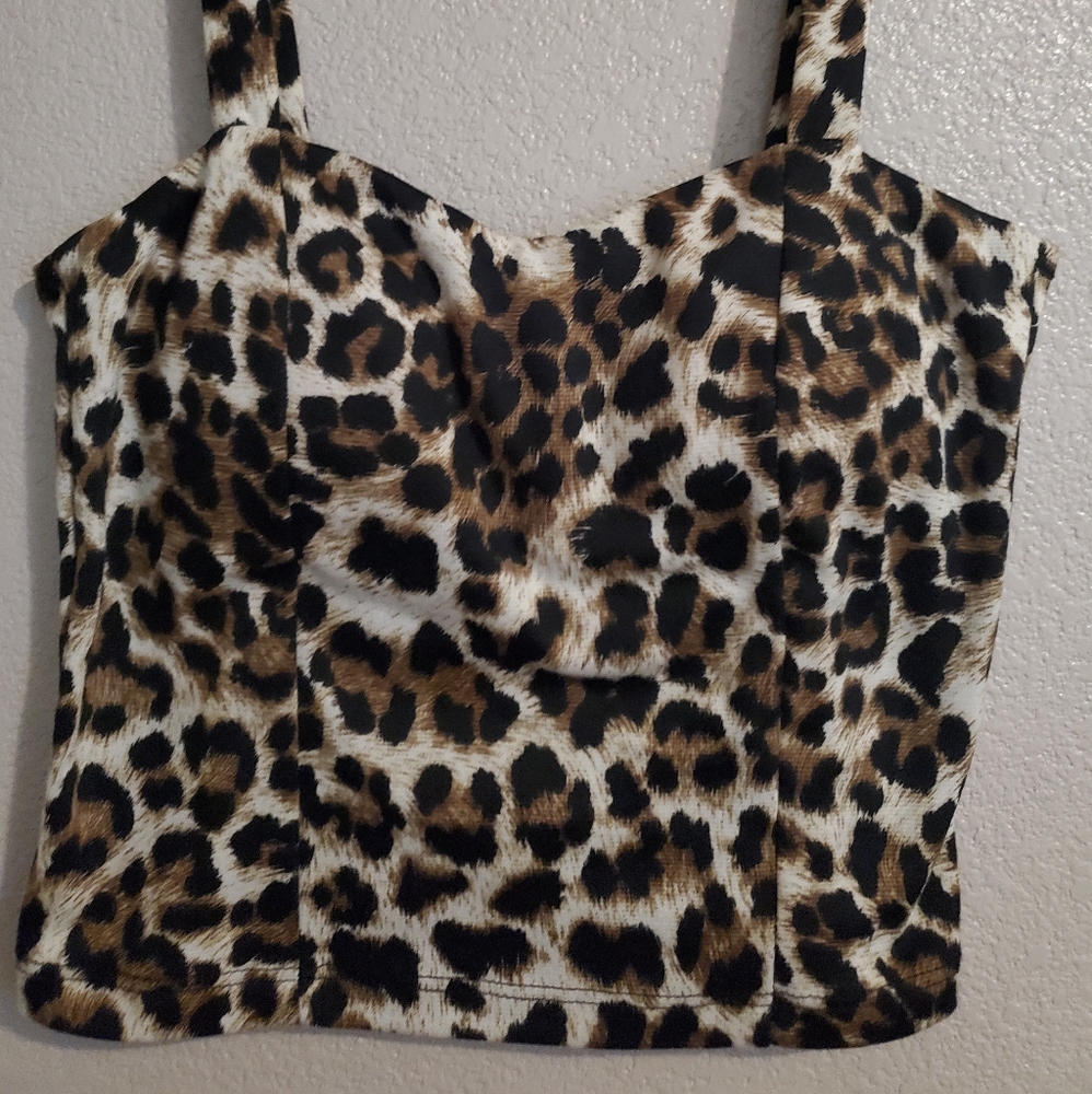 Womens crop top cheetah semi New